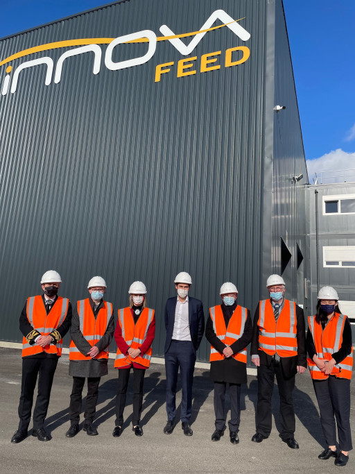 La ministre Agnès Pannier-Runacher en visite chez InnovaFeed à Nesle