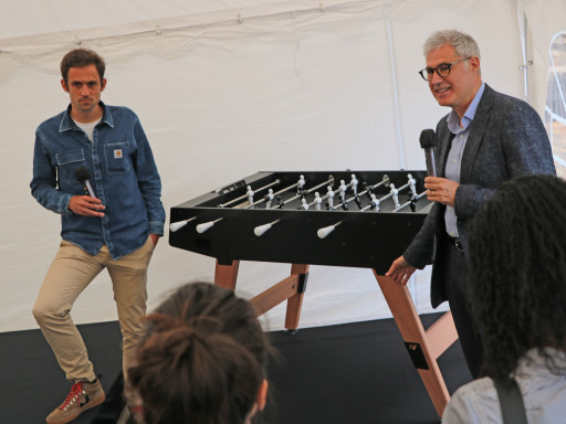 Stella et Cornilleau unissent leurs forces pour créer un Baby-foot d'extérieur