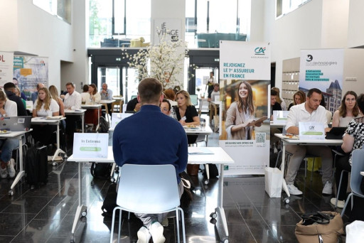 Le Crédit agricole Nord-Est et Wizbii organisent un "Youzful// Job dating" à Saint-Quentin