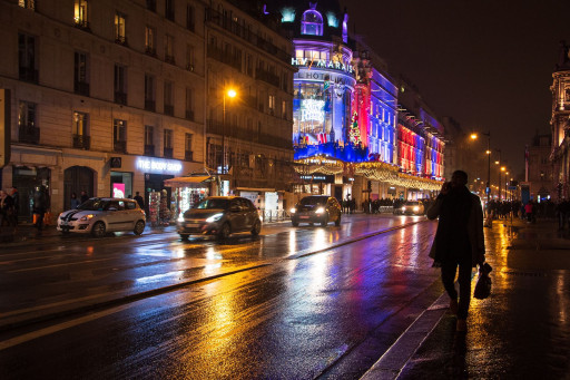 Le pouvoir de sanction du maire en matière d’éclairage commercial