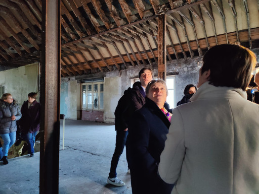 Uriménil : la friche BIHR accueille la préfète des Vosges