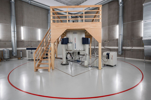 L'Université de Lille inaugure le spectromètre le plus puissant de France