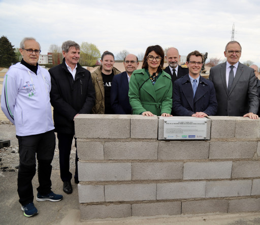 La première pierre du stade d’athlétisme est posée
