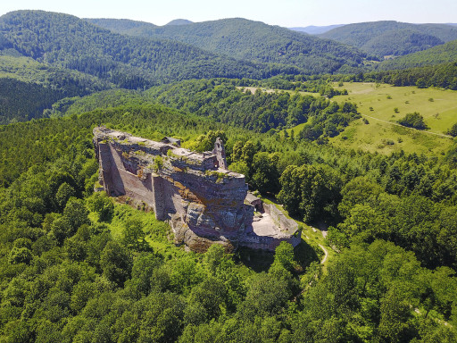 Un haut-lieu médiéval de l’Alsace