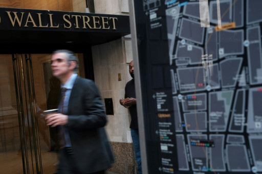 Wall Street ouvre en repli après le rebond de la veille