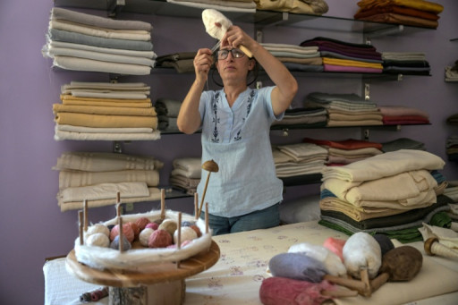 La "soie de la paix" retisse l'avenir dans le sud de la Turquie