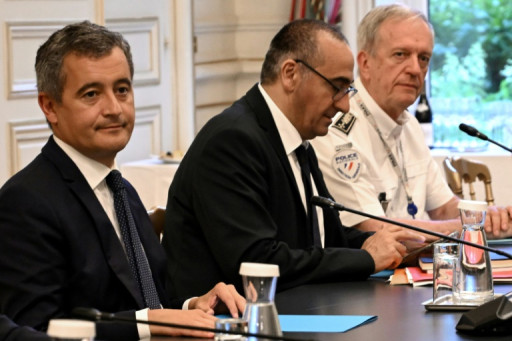 Protestations de policiers: Darmanin comprend "leur colère"
