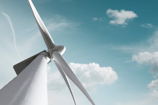 Le parc de Fécamp se dote de sa première éolienne