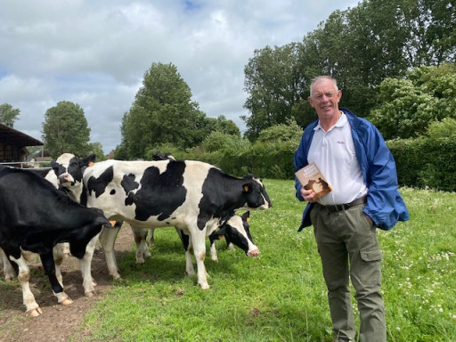 Jean-Marc Fournier, ancien producteur de lait, se raconte dans un livre