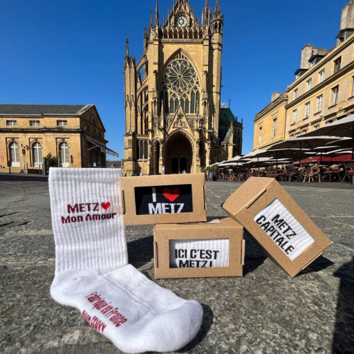 Fenyx lance des chaussettes emblématiques pour les amoureux de Metz