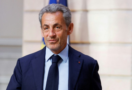 Tir nourri de critiques contre Sarkozy après ses propos sur l'Ukraine