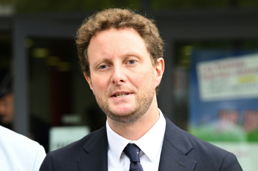 Transports: des taxes pour favoriser les modes vertueux et moderniser, selon Beaune