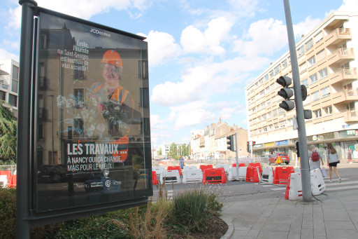 La pub, les commerçants et les travaux