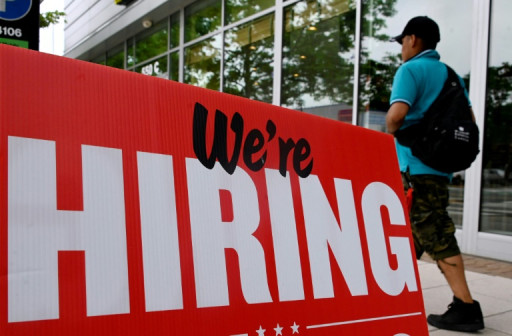 Afflux de travailleurs en août aux Etats-Unis, le taux de chômage grimpe