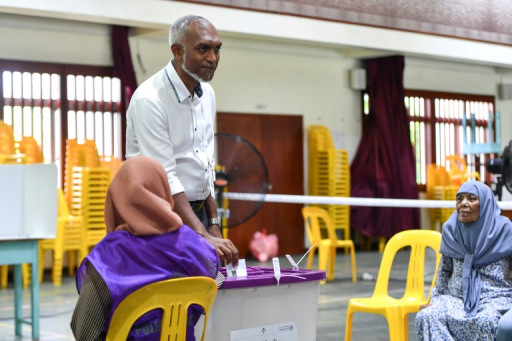 Maldives: Muizzu, maire de la capitale, pro-Pékin, vainqueur de la présidentielle