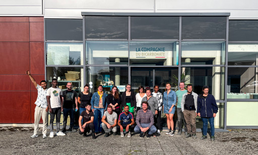 À Chauny, la Compagnie du bicarbonate a développé un verre-doseur à tout faire