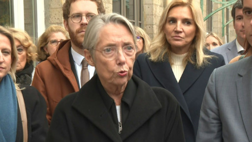 Elisabeth Borne appelle à un "sursaut" contre le harcèlement des enfants
