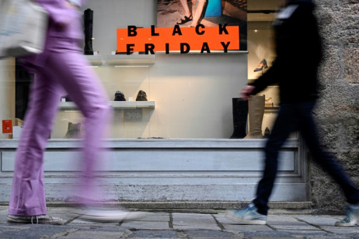Publicité de l'Ademe: les "dévendeurs" ne font pas rire les commerçants à la veille du Black Friday