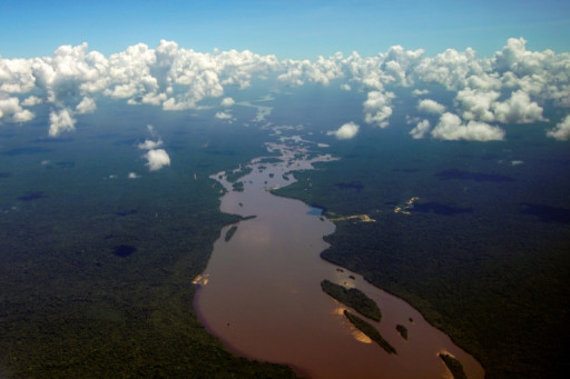Le Venezuela confirme le référendum sur l'Essequibo malgré la décision de la CIJ