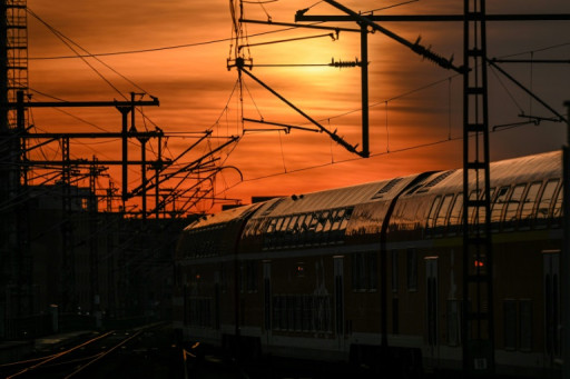 Le premier train de nuit Berlin-Paris est entré en gare
