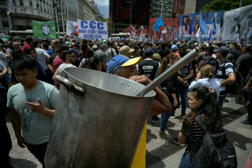 Dérégulation de l'économie argentine: mode d'emploi de la tronçonneuse de Milei