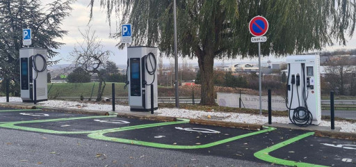 Dream Energy installe des stations de superchargeurs