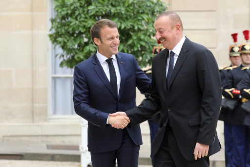 En France, la stratégie d'influence de l'Azerbaïdjan dans une mauvaise passe