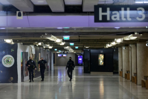 Paris: trois blessés à l'arme blanche, la garde à vue du suspect levée à cause de ses troubles psychiatriques