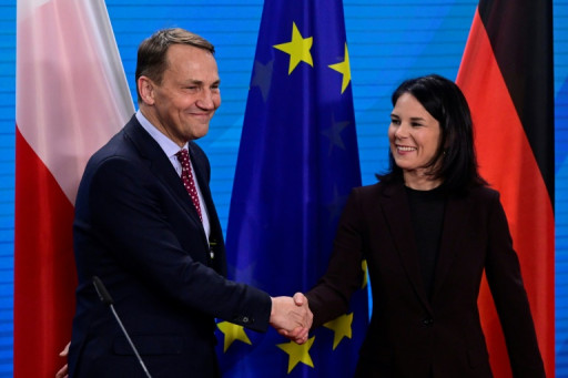Face aux menaces de Trump, Paris, Berlin et Varsovie plaident pour une Europe unie