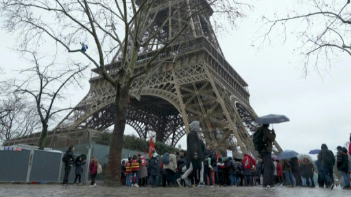 Quatrième jour de grève à la tour Eiffel, enfin des négociations