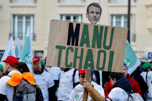 Agriculteurs: le "grand débat", marque de fabrique de Macron, tourne au fiasco