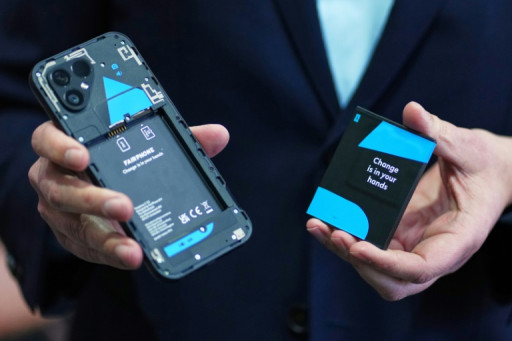 Fairphone: le champion des smartphones "écolos" à la conquête de l'Europe