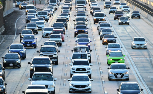 Les Etats-Unis durcissent les normes d'émissions des voitures pour passer à l'électrique