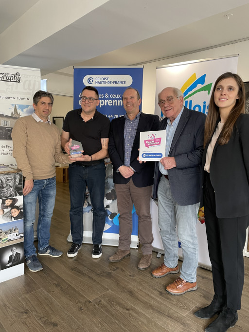 Le studio Arnography reçoit le label Qualité Commerce