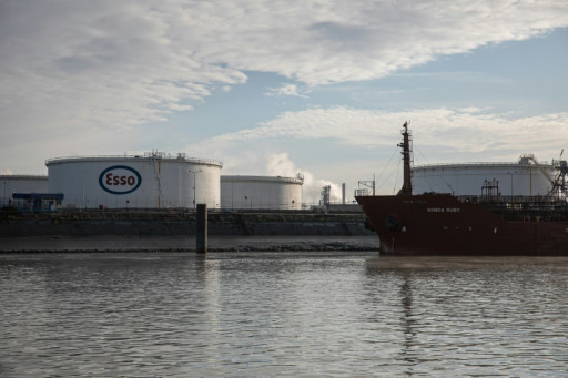 Le pétrolier ExxonMobil se déleste d'une partie de ses sites en France et supprime 677 emplois