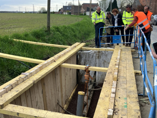Hauts-de-France : première pose d'une canalisation biosourcée