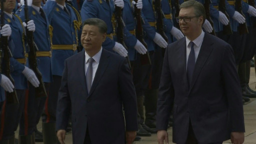 Après la Serbie, Xi Jinping arrive en Hongrie, autre pays ami
