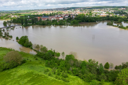 La Meurthe-et-Moselle attend la crue de la Vezouze, plus aucun département en vigilance rouge