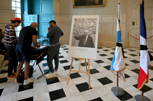 "Vous étiez Marseille": la cité phocéenne enterre son ancien maire Jean-Claude Gaudin