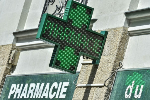 Grève massive des pharmacies en France, des milliers de manifestants dans la rue