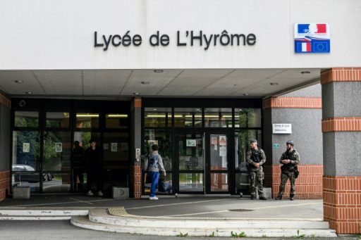 Enseignante agressée au couteau: le lycéen mis en examen pour trois tentatives d'assassinat