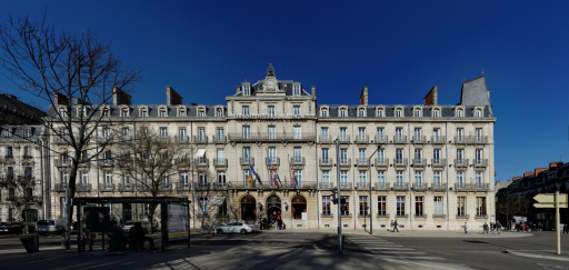 Dijon : Noël Lazarini prend les rênes du Grand Hôtel La Cloche