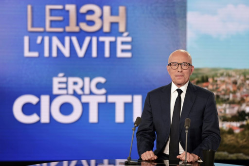 Législatives: la droite explose après l'annonce par Ciotti d'une alliance avec le RN