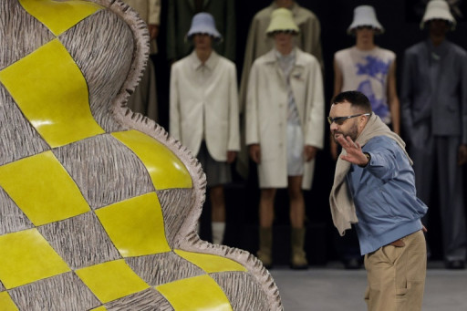 Dior Homme: sarouels et sabots pour une version luxe de l'artisan moderne