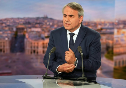 Législatives: Xavier Bertrand s'engouffre dans la brèche ouverte à la tête de LR