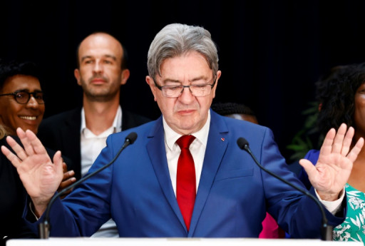 Matignon: LFI refuse une candidature "extérieure" issue de la société civile