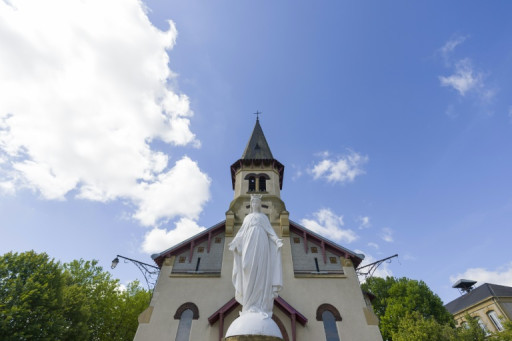 Face au manque de fidèles, un diocèse brade ses églises