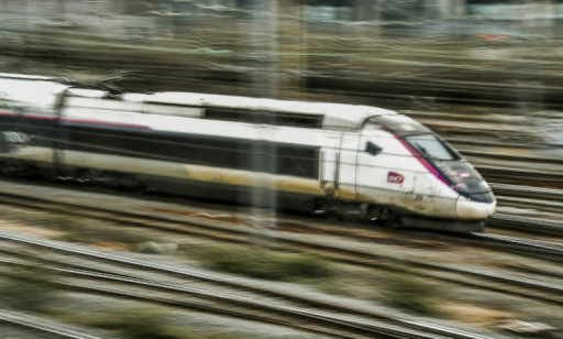 SNCF: la ligne LGV Sud-Est à l'arrêt, 80.000 voyageurs affectés