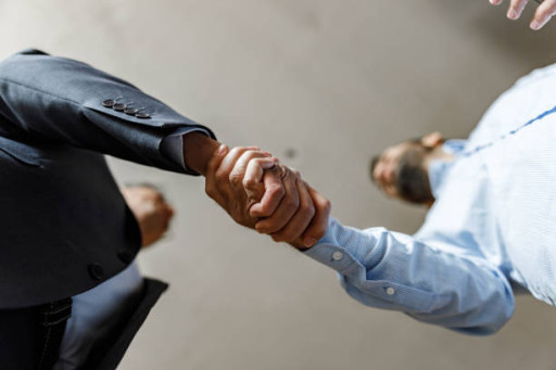 Reprendre une entreprise : une opportunité à plusieurs échelons