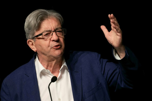 Nomination de Barnier: la gauche dénonce une élection "volée" et une "crise de régime"